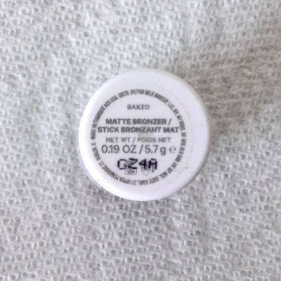 Milk Makeup Matte Cream Bronzer Stick (Baked) - Picture 3 of 3